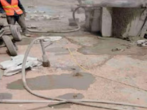 玉泉水泥混凝土路面板底注浆技术 路面脱空注浆整治方案