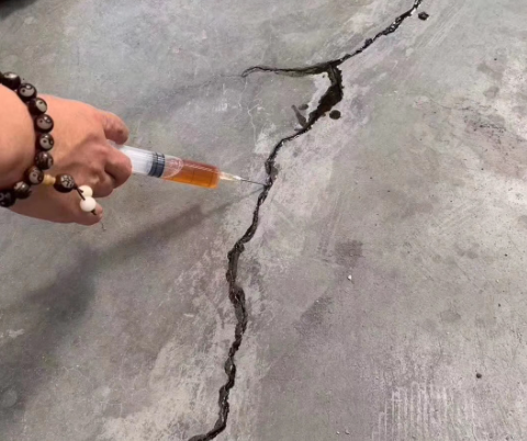 玉泉混凝土裂缝修补技术详解​